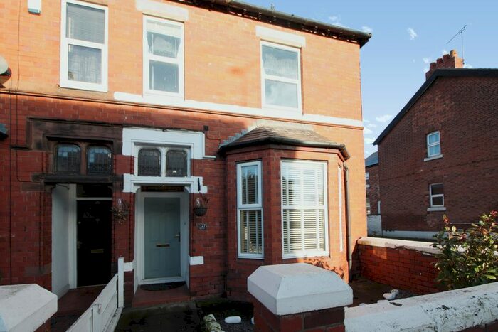 3 Bedroom End Of Terrace House To Rent In Tarvin Road, Chester, Cheshire, CH3