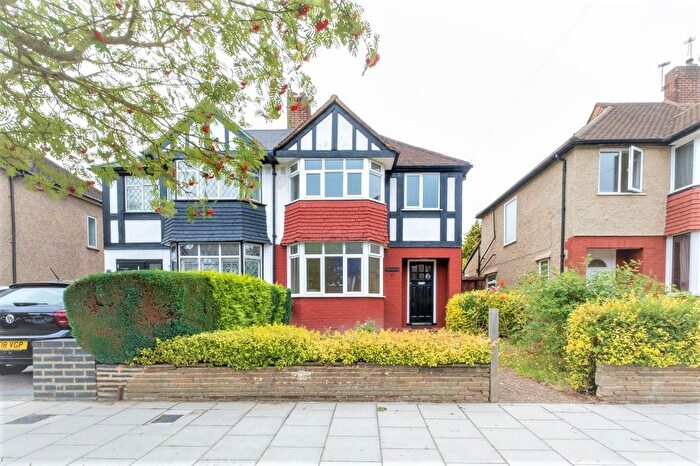 3 Bedroom Semi-Detached House To Rent In Westdean Avenue, London, SE12