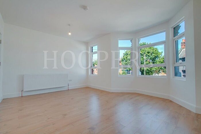 2 Bedroom Flat To Rent In Oldfield Road, London, NW10