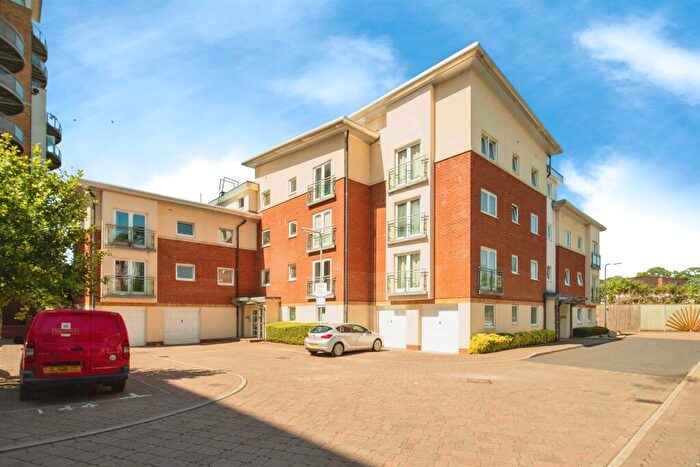 2 Bedroom Apartment To Rent In Winterthur Way, Basingstoke, RG21