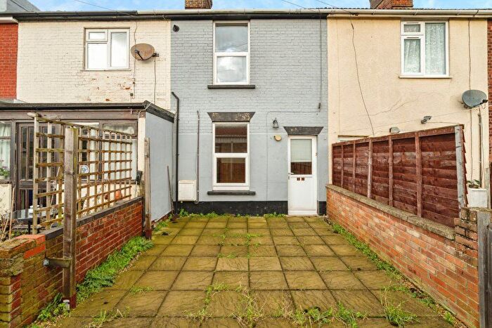 2 Bedroom Terraced House For Sale In Plevna Terrace, Great Yarmouth, NR31