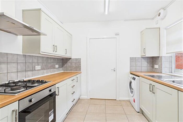 2 Bedroom Flat To Rent In Oakland Road, Jesmond, NE2