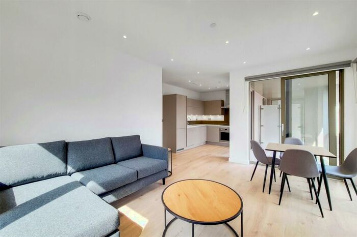 2 Bedroom Apartment To Rent In Atlantis Avenue, London, E16