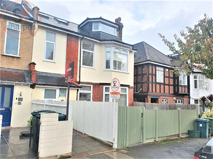 3 Bedroom Maisonette To Rent In A Worbeck Road, Penge, London, SE20