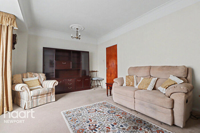 3 Bedroom End Of Terrace House For Sale In Maesglas Grove, Newport, NP20