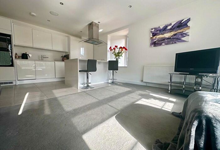 1 Bedroom Flat To Rent In Granville Road, Sidcup, Kent, DA14