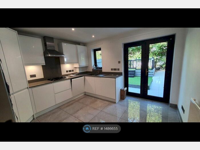 4 Bedroom Terraced House To Rent In Ivybridge, Ivybridge, PL21