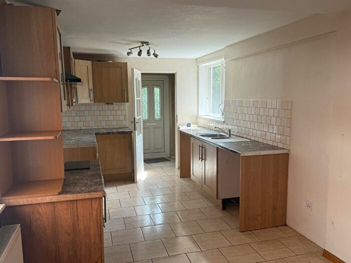 3 Bedroom Semi-Detached House For Sale In The Haverlands, Gonerby Hill Foot, Grantham, NG31
