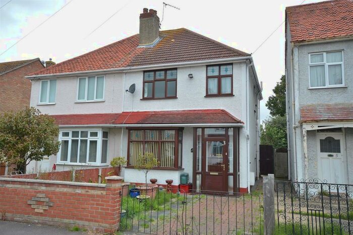 3 Bedroom Semi-Detached House To Rent In Beaumont Avenue, Clacton-on-Sea, CO15