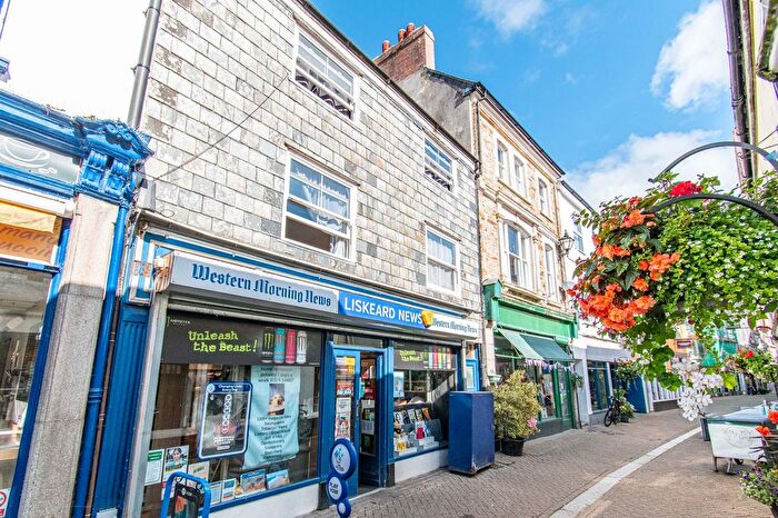 1 Bedroom Flat To Rent In Fore Street, Liskeard, PL14