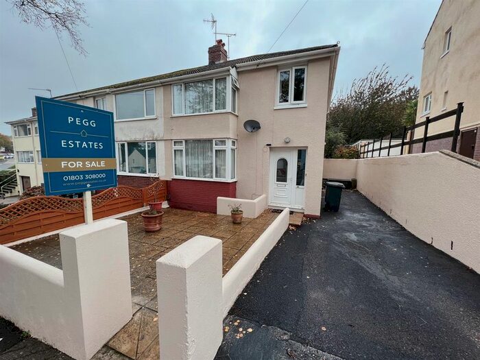 Houses for sale & to rent in TQ2 6LP, Boundary Road, Cockingtonwith