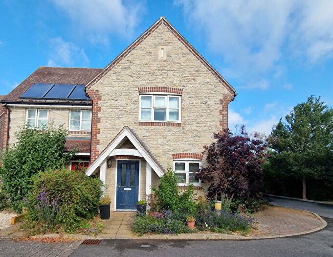3 Bedroom Semi-Detached House For Sale In Piece Close, Marsh Gibbon, Bicester, OX27