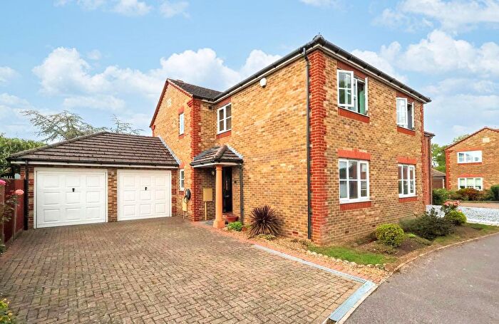 5 Bedroom Detached House For Sale In Great Gatton Close, Shirley, CR0