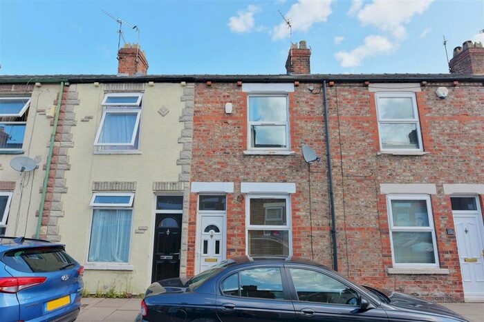 2 Bedroom Terraced House To Rent In Kitchener Street, Huntington Road, York, YO31
