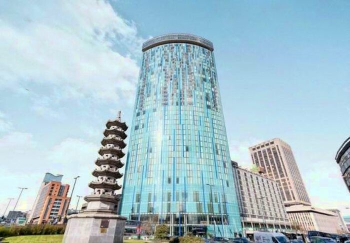 Apartment To Rent In Beetham Tower, Holloway Circus, Birmingham, B1