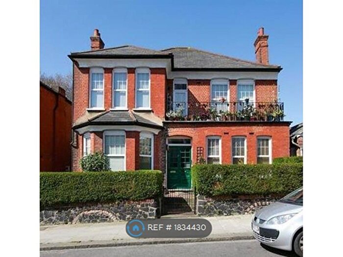 1 Bedroom Flat To Rent In Sydenham, London, SE26