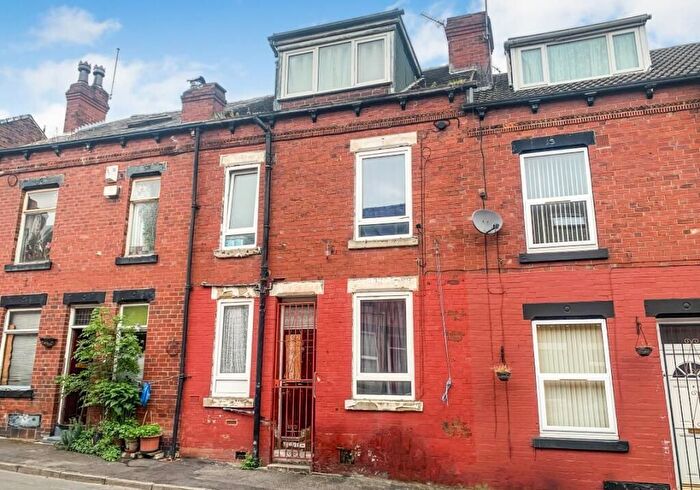 2 Bedroom Terraced House For Sale In Brompton Grove, Leeds, West Yorkshire, LS11