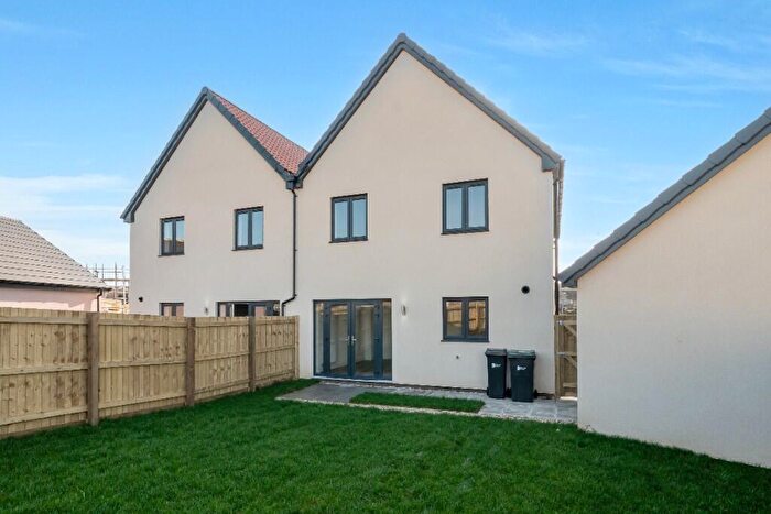 4 Bedroom Semi Detached House For Sale In Celtic Rise, Weymouth, DT3