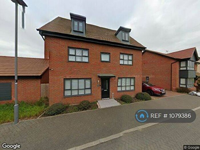 5 Bedroom Detached House To Rent In Friesland Avenue, Whitehouse, Milton Keynes, MK8