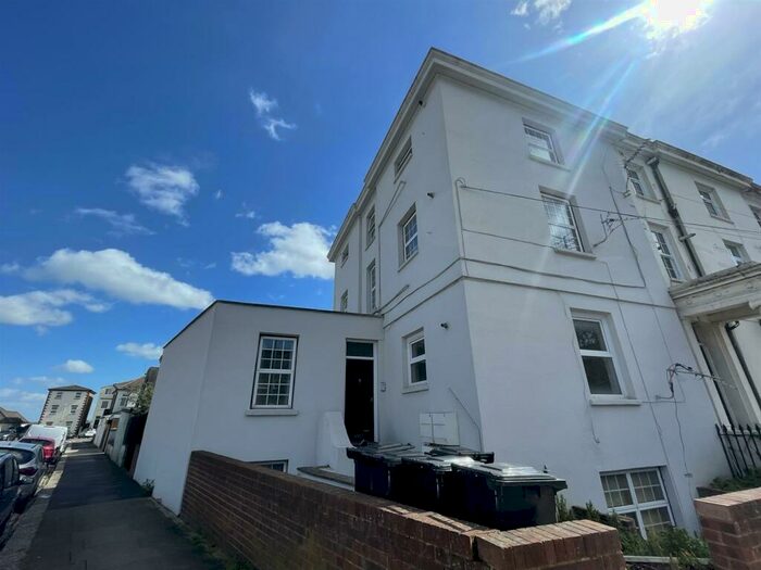 1 Bedroom Flat To Rent In Burch Road, Northfleet, DA11