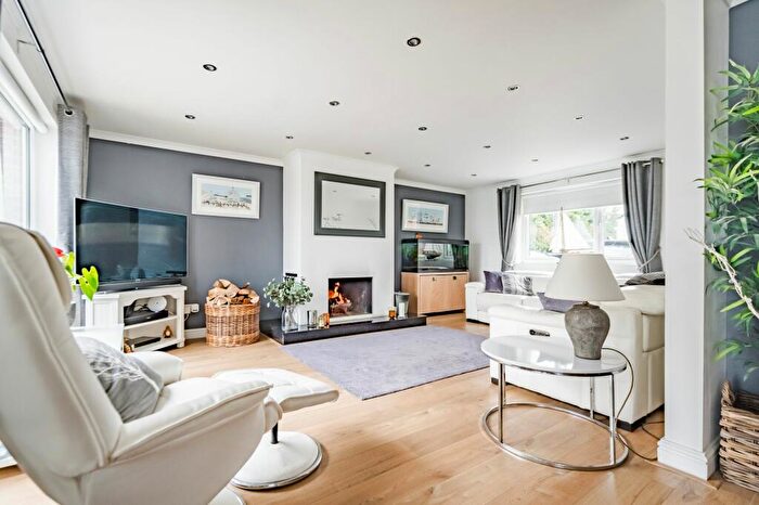 4 Bedroom Detached House For Sale In Coast Road, Walcott, NR12