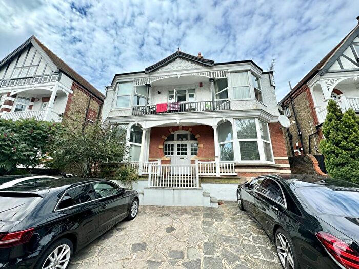 2 Bedroom Flat To Rent In Park Road, Ramsgate, CT11