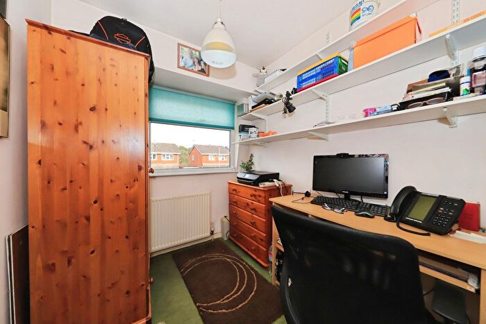 3 Bedroom Detached House For Sale In Edward Road, Perton Wolverhampton, Staffordshire, WV6