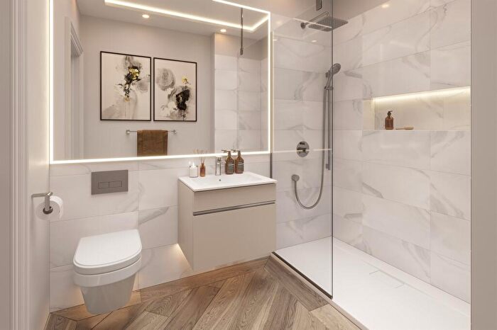 2 Bedroom Apartment For Sale In Stillhouse Lane, Bristol, BS3