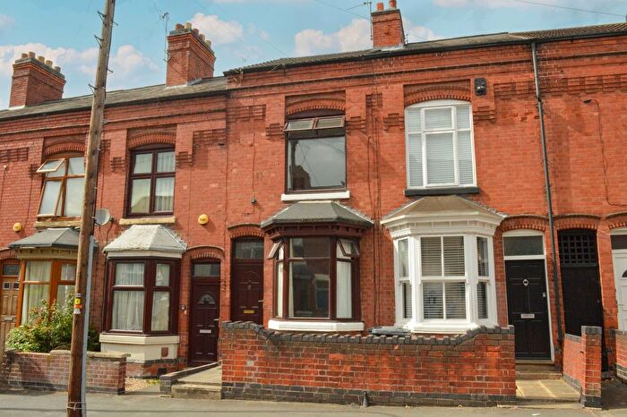 2 Bedroom Terraced House For Sale In Clarendon Park Road, Clarendon Park, Leicester, LE2