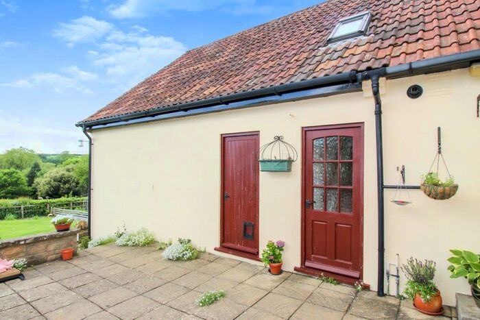 1 Bedroom Flat To Rent In Beacon Hill View, Corton Denham, Sherborne, Dorset, DT9