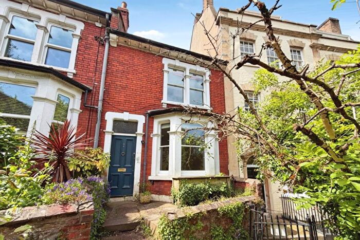 3 Bedroom Terraced House To Rent In Upper Berkeley Place, BS8
