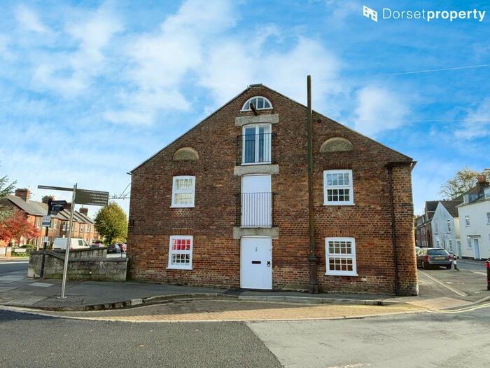 2 Bedroom Maisonette To Rent In The Malthouse High Street, Fordington, Dorchester, Dorset, DT1