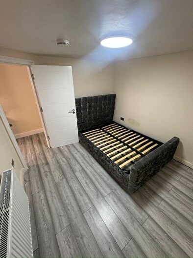 2 Bedroom Town House To Rent In Portland Terrace, Ilford, IG1