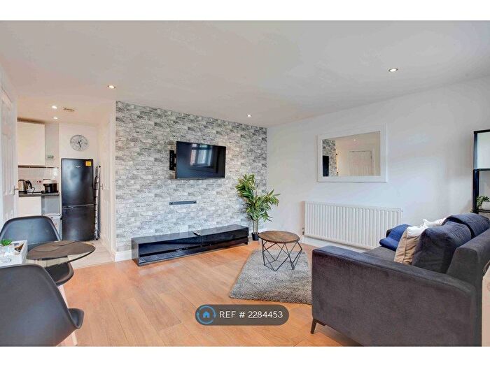 1 Bedroom Maisonette To Rent In Lower Park Road, Wickford, SS12