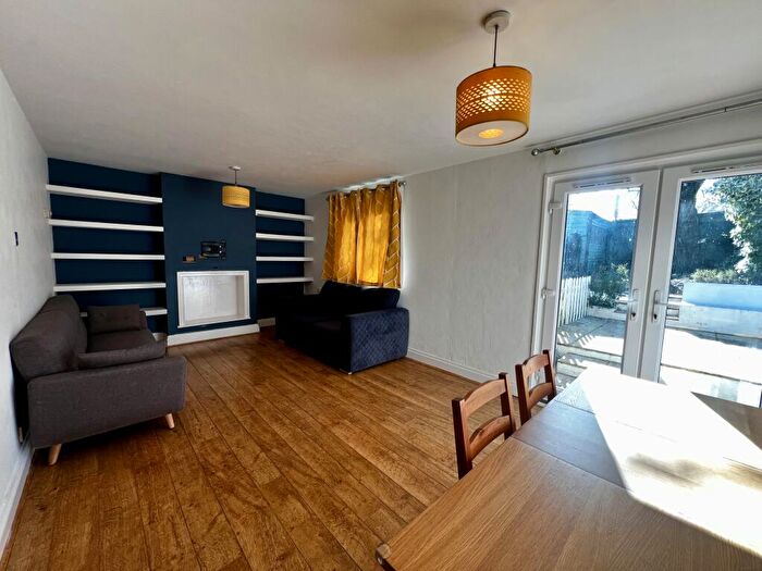 3 Bedroom End Of Terrace House To Rent In Stockham Park, Wantage, OX12