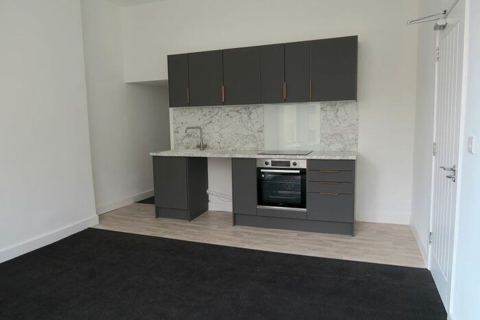 1 Bedroom Flat To Rent In Bristol Road Lower, Weston-Super-Mare, BS23