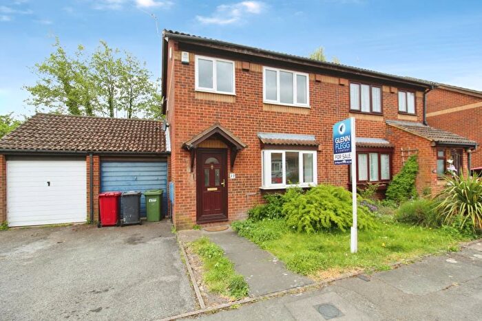 3 Bedroom End Of Terrace House For Sale In Gladstone Way, Cippenham, SL1
