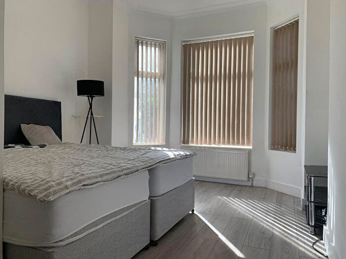 2 Bedroom Flat To Rent In Ash Tree Road, Crumpsall, Manchester, M8