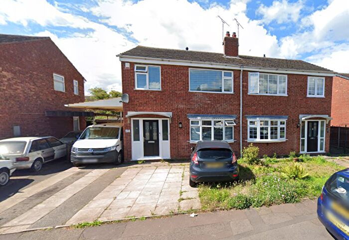 5 Bedroom Semi-Detached House To Rent In Coombe Park Road, Binley, Coventry, CV3