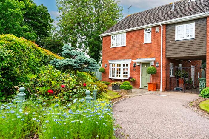 4 Bedroom Link Detached House For Sale In St. Catharines Way, Houghton-On-The-Hill, Leicester, LE7