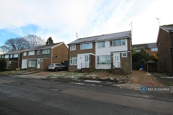 3 Bedroom Semi-Detached House To Rent In Sundridge Drive, Chatham, ME5