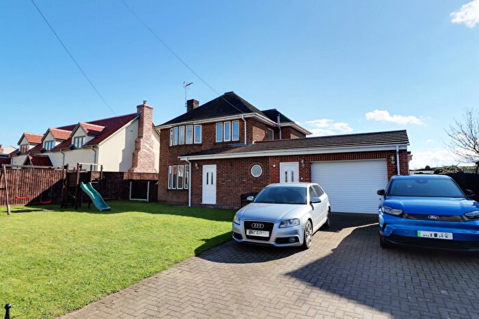 4 Bedroom Detached House For Sale In Woodside Lane, Wroot, DN9