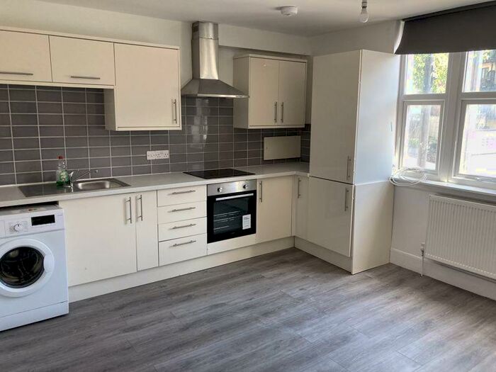 4 Bedroom Maisonette To Rent In Nelson Parade, Bristol, BS3