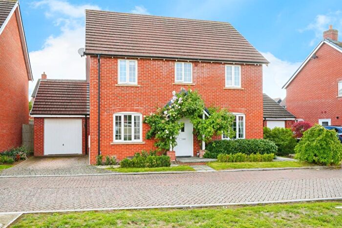 4 Bedroom Detached House For Sale In Storksbill Lane, Southmoor, Abingdon, OX13