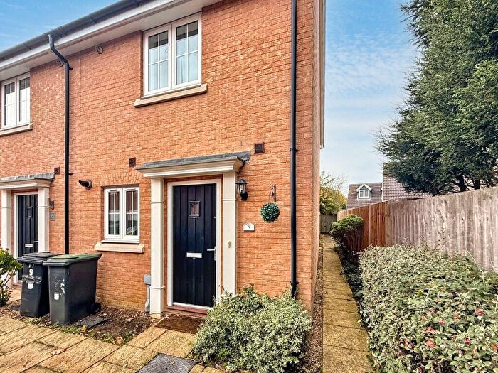 2 Bedroom End Of Terrace House To Rent In Yellowhammer Close, Stowmarket, IP14