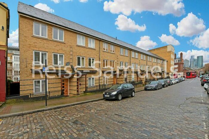 5 Bedroom End Of Terrace House To Rent In Ferry Street, Isle Of Dogs/Greenwich London, E14