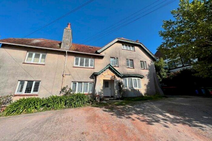 2 Bedroom Flat To Rent In St. Andrews Road, Paignton, TQ4