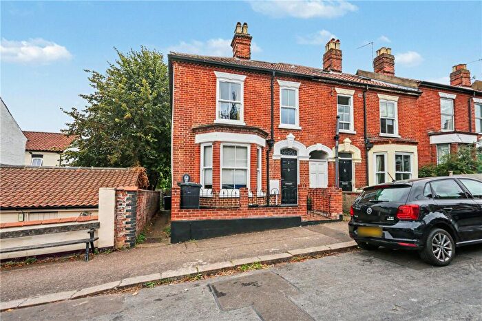 3 Bedroom End Of Terrace House For Sale In Lincoln Street, Norwich, Norfolk, NR2