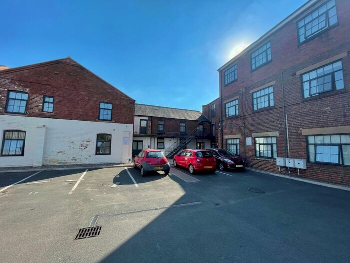 1 Bedroom Apartment To Rent In Stourbridge, West Midlands, DY9