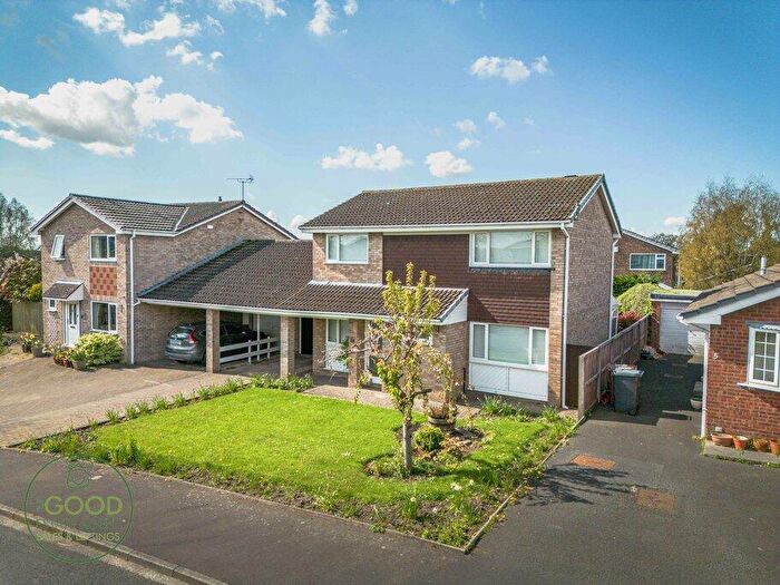 4 Bedroom Detached House For Sale In The Hawthorns, Preston, PR2